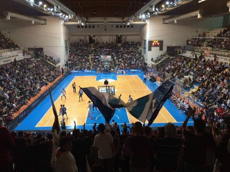 Roseto Basket Playoff. Finisce la “corsa” degli Sharks: la Virtus Bologna vince per 83 a 97