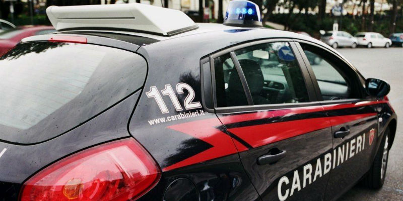 Genitori picchiati e insultati: i Carabinieri allontanano da casa figlio di 30 anni